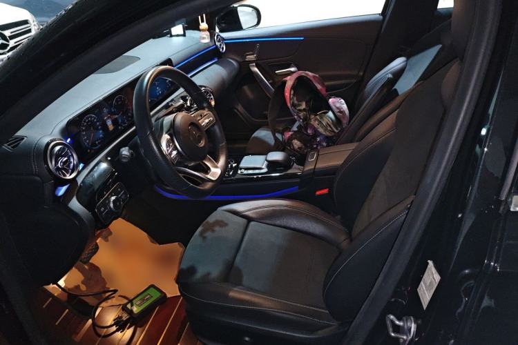 Used Mercedes-Benz A-Class 2021 A 200 L Sport Sedan Fashion Model Left Front Seat