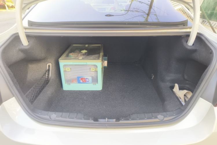 Used BMW 5 Series 2014 525Li Luxury Design Package
