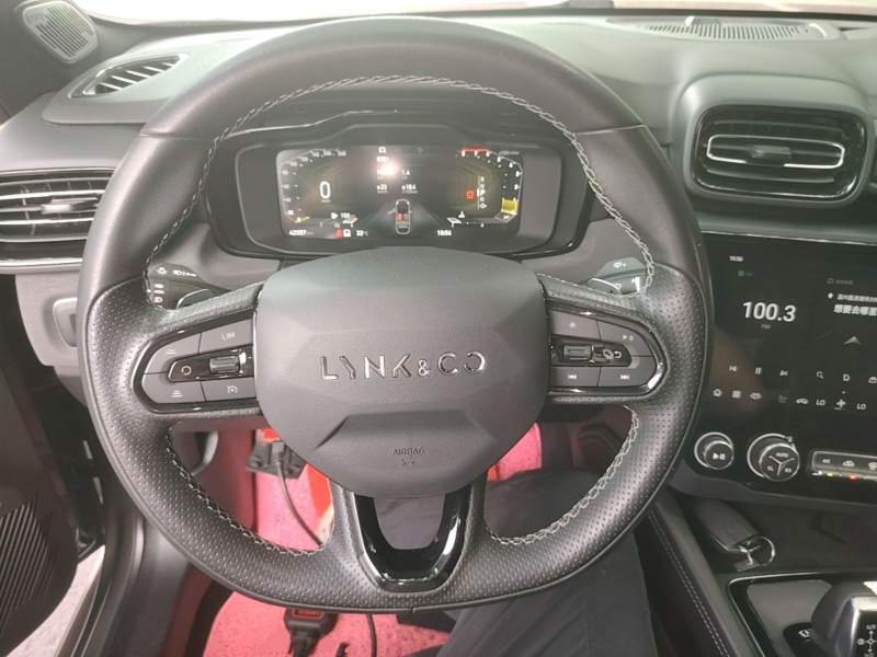 Used Lynk & Co 03 2022 1.5TD DCT JingPro — 10