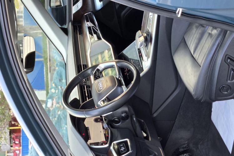 Used Audi A6 2020 allroad quattro Explorer 55 TFSI Prestige Off-Road Model