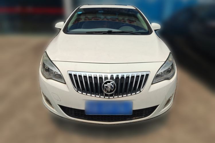 Used Buick GT 2013 XT 1.6L Automatic Fashion Edition Front