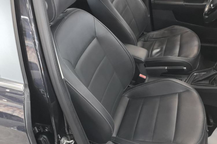 Used Volkswagen Lavida 2015 1.6L Automatic Comfort Edition