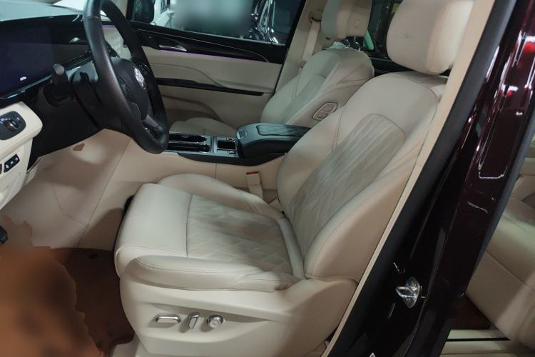 Used Buick GL8 2021 Avenir Aivia Six-Seat Luxury Edition Left Front Seat