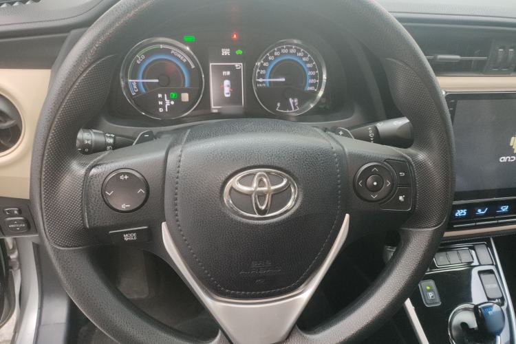 Used Toyota Levin 2017 Revised Dual-Engine 1.8H GS E-CVT Elite Sunroof Version China V Standard
