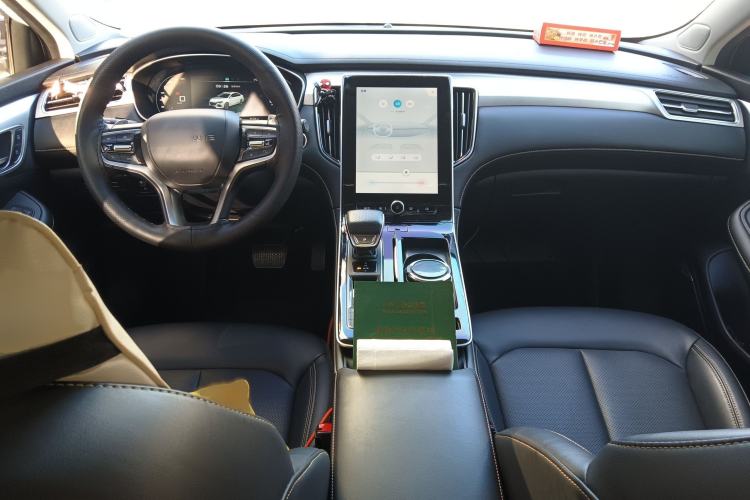 Used Roewe i6 MAX 2020 300TGI Automatic "Swell Cool Smart Drive" Edition
