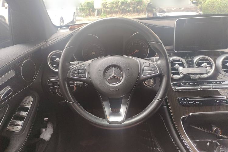 Used Mercedes-Benz GLC 2018 Facelifted GLC 260 4MATIC Dynamic Edition
