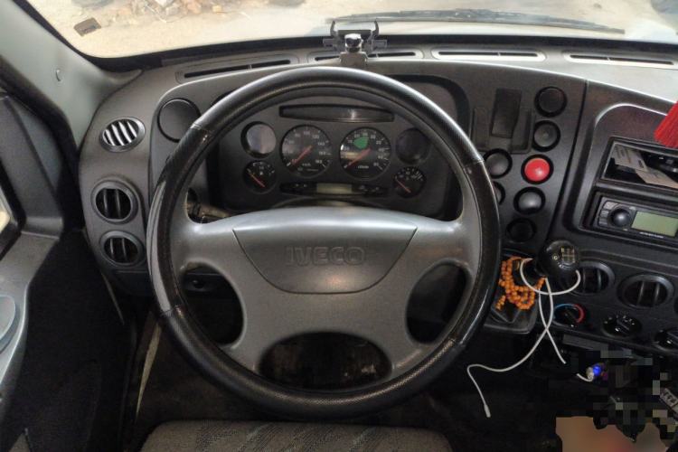 Used Iveco Turin 2009 2.8T-V36 Base Version Steering Wheel