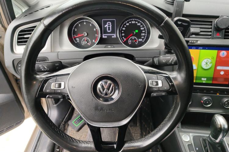 Used Volkswagen Golf 2016 230TSI Automatic Luxury Version