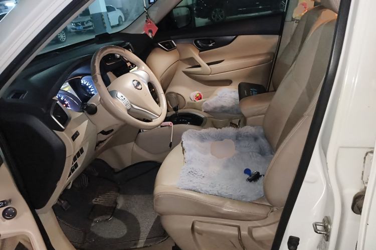 Used Nissan X-Trail 2014 2.0L CVT Comfort Edition 2WD Left Front Seat