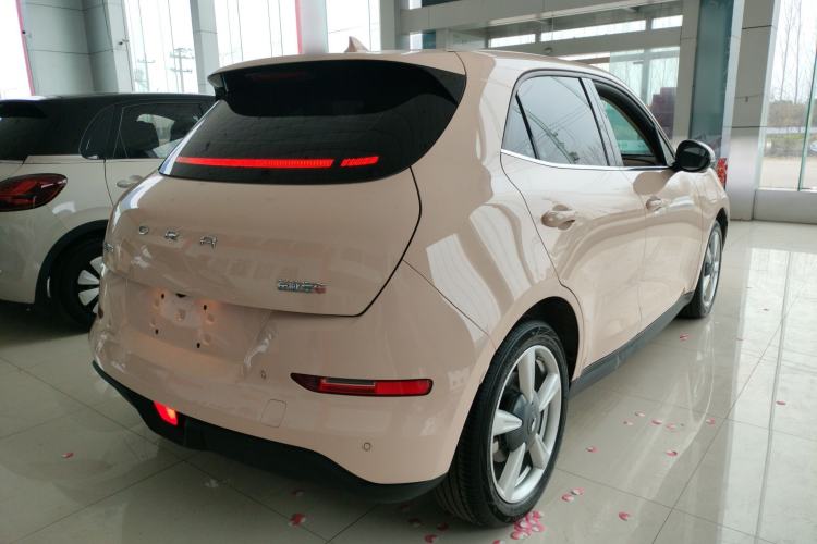 Used ORA Good Cat 2022 400km Standard Range Premium Version Lithium-Ion Battery