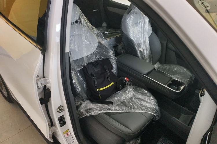 Used Bestune Yueyi 03 2025 445km Joyful Edition Right Front Seat