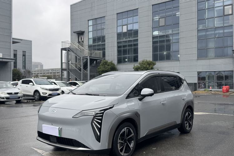 Used AION Y 2023 Plus 510 Smart Edition