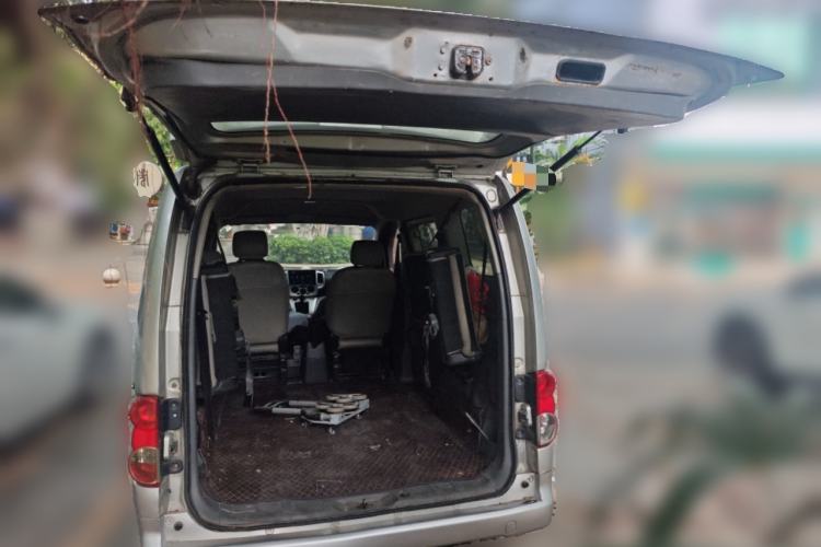 Used Nissan NV200 2012 1.6L 232 Seats Luxury Version
