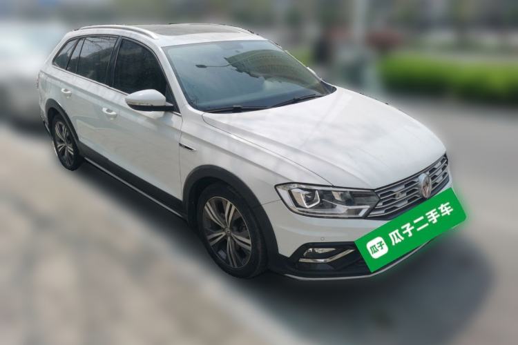 Used Volkswagen C-TREK 2018 230TSI DSG Luxury Version
