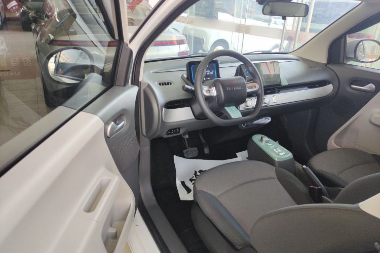 Used CHANGAN NEVO Lumin 2023 301km Honey Dew Edition
