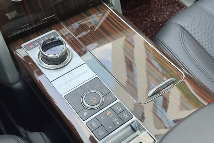 Used Land Rover Range Rover 2017 3.0 SC V6 Vogue SE Long-Wheelbase Edition