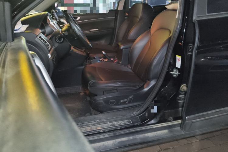 Used Haval H6 2017 Red-Label Sport Edition 1.5T Automatic Two-Wheel Drive Luxury Model