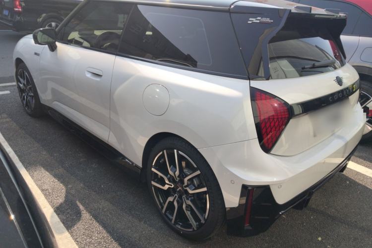 Used MINI Electric MINI COOPER 2024 452km COOPER SE Racing Driver