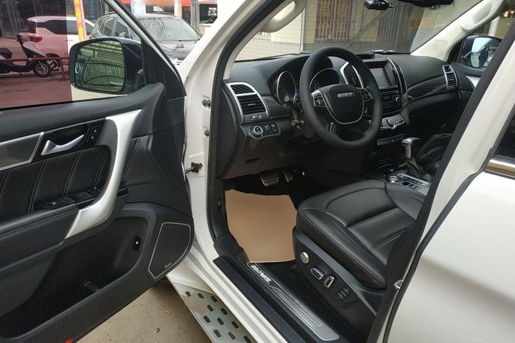Used Haval H9 2016 2.0T Four-Wheel Drive Luxury 7-Seater
