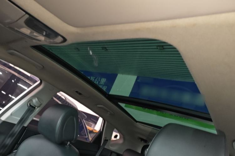 Used Hyundai Tucson 2015 1.6T Dual-Clutch Two-Wheel-Drive Smart Model Headliner