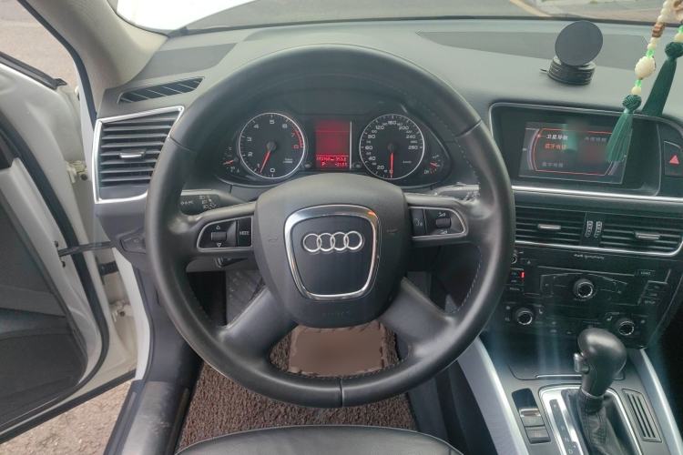 Used Audi Q5 2012 2.0TFSI Technology Model Steering Wheel