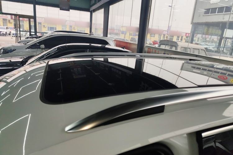 Used Volkswagen Tiguan L 2023 330TSI Automatic Two-Wheel Drive R-Line Enjoyment Edition