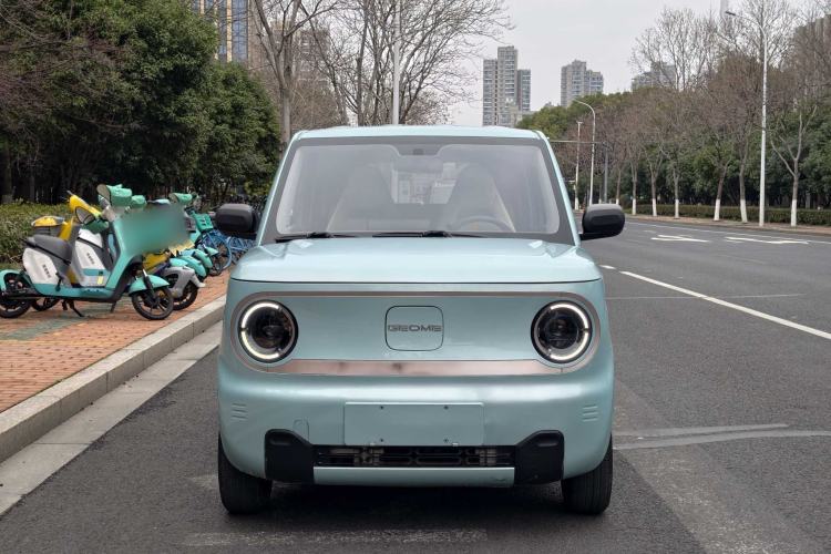 Used Geely Galaxy Panda 2023 Panda Mini 200km Endurance Bear