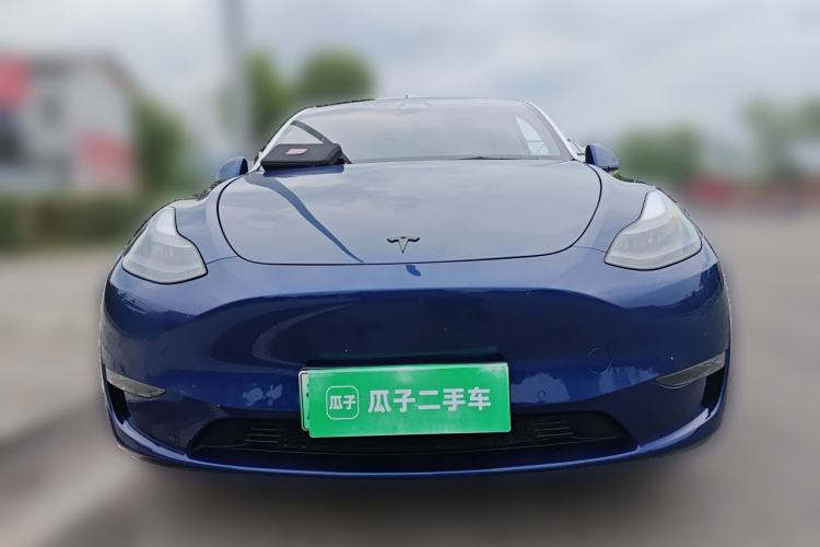 Used Tesla Model Y 2021 Long-Range All-Wheel-Drive Version Front