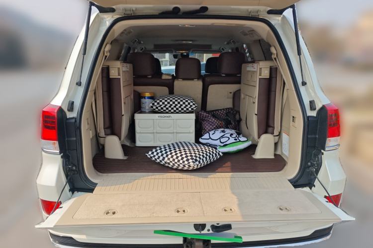 Used Toyota Land Cruiser 2017 4.0 GX-R Dual Fuel Dual Differential – Middle East
