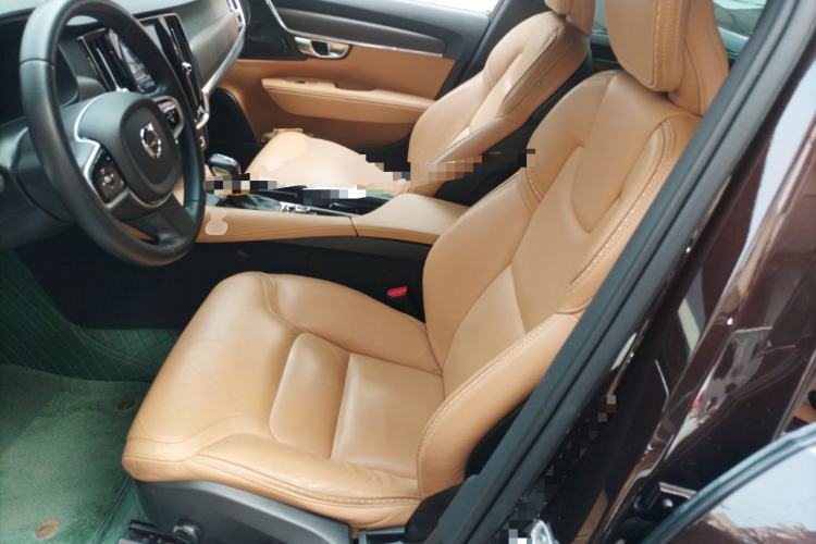 Used Volvo V90 2017 Cross Country T5 AWD Smart Range Edition