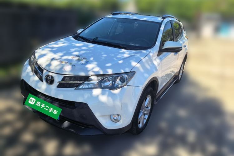 Used Toyota RAV4 2013 2.0L CVT Four-Wheel Drive New Edition