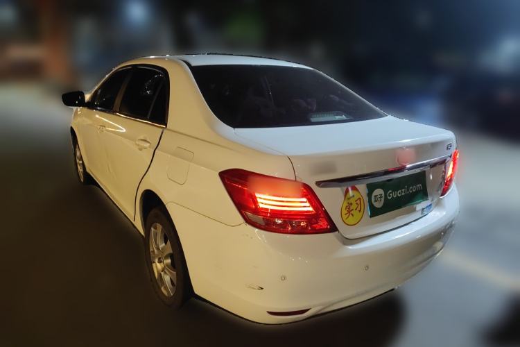 Used BYD e5 2016 300 Luxury Edition Rear Left 45 Deg