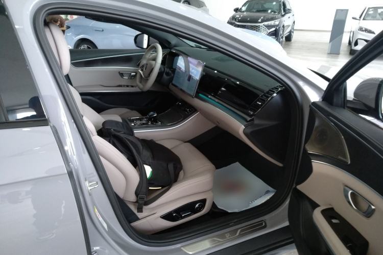 Used BYD Han 2025 DM-i Intelligent Driving Edition 125KM LiDAR Flagship Model
