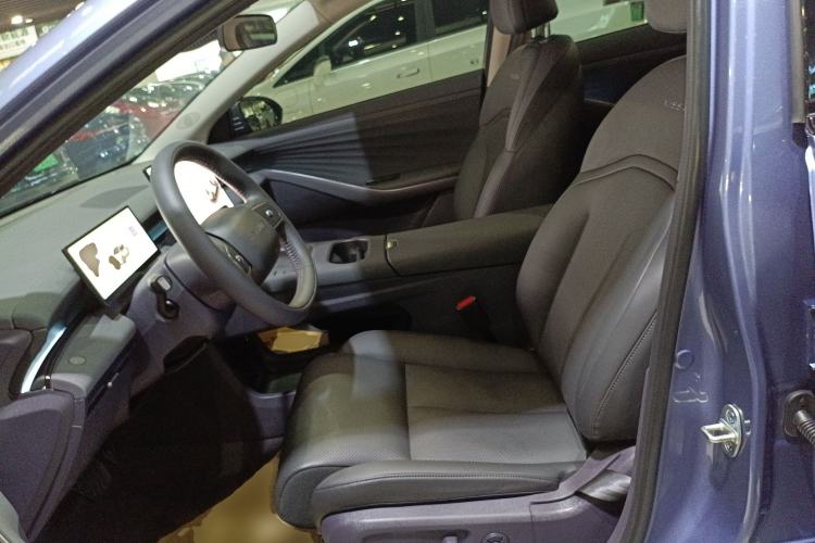 Used Nissan N6 2026 Model 180 Max Left Front Seat