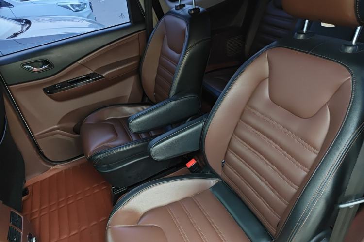 Used FORTHING SX6 2016 1.6L CVT Luxury Model
