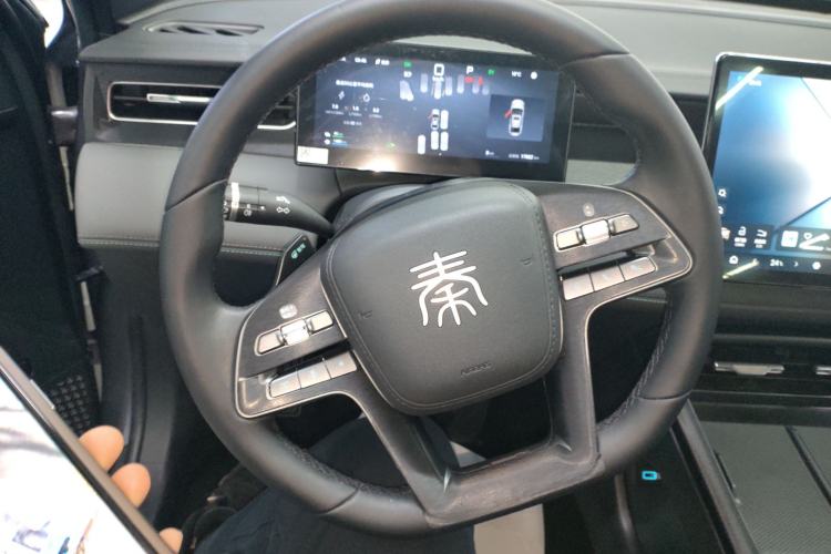 Used BYD Qin PLUS 2025 DM-i Smart Drive 120KM Superior Model
