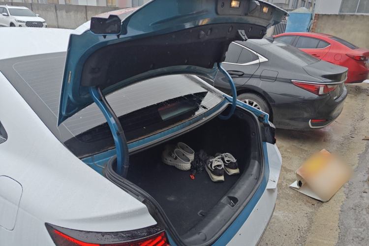 Used Geely Auto Emgrand L HiP 2022 1.5TD-DHT Pro 100KM Super Clean