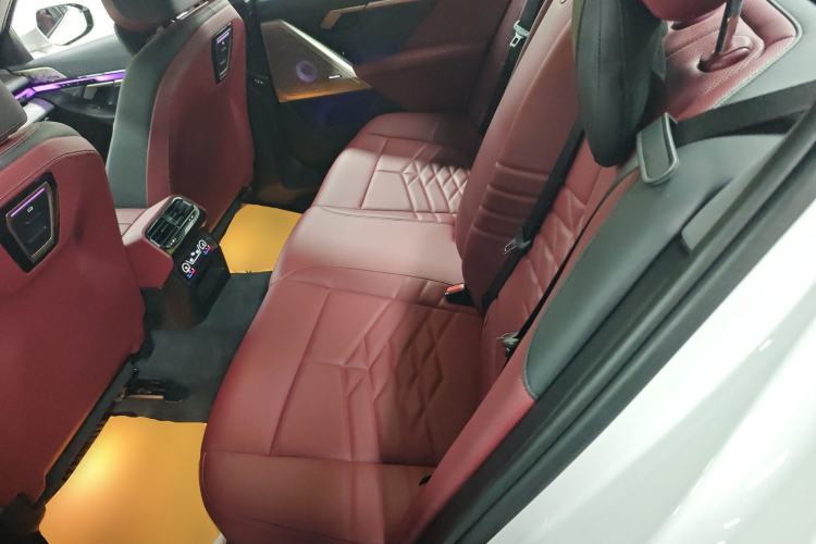 Used BMW 5 Series 2025 530Li Luxury Edition M Sport Package
