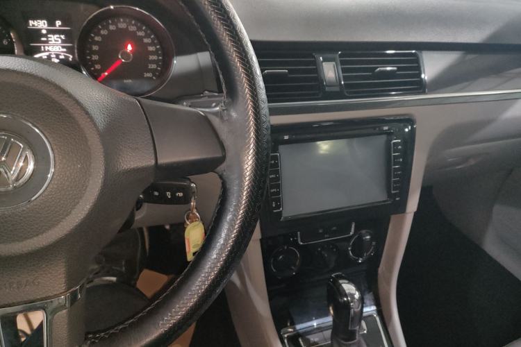 Used Volkswagen Bora 2014 1.6L Automatic Fashion Model