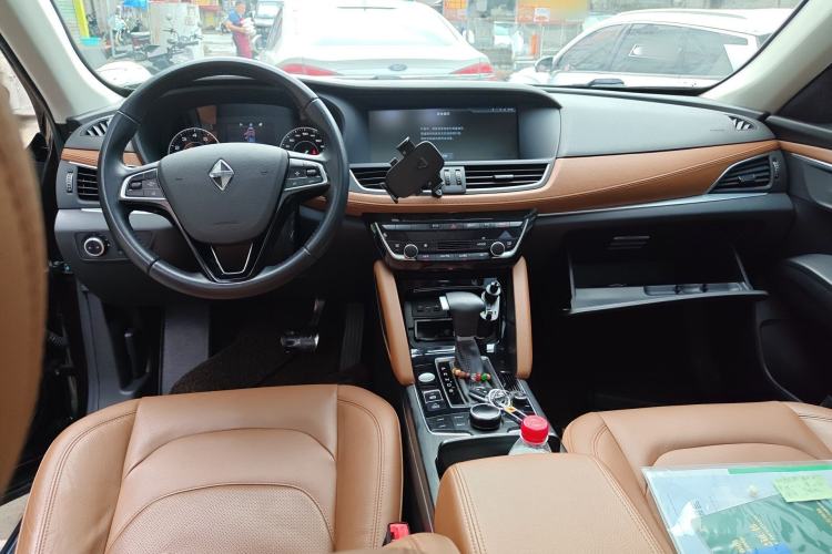 Used BORGWARD BX7 2016 28T Two-Wheel Drive Luxury Version 5 Seats
