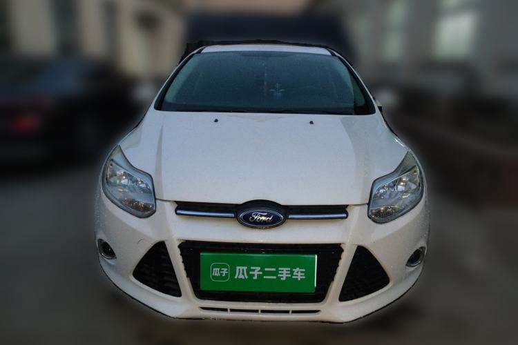 Used Ford Focus 2012 Sedan 1.6L Automatic Fashion Edition