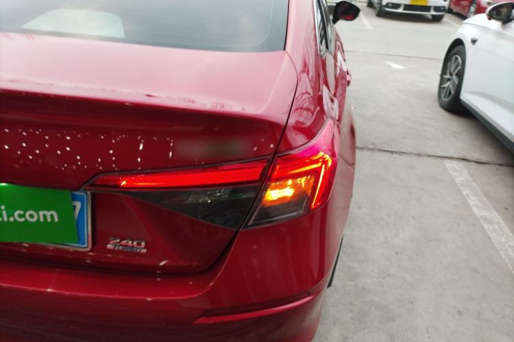 Used Honda Civic 2023 240TURBO CVT Dynamic · Center Stage Special Edition