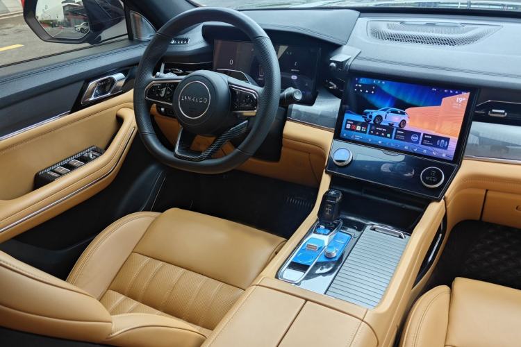 Used Lynk & Co 09 EM-P 2023 2.0TD EM-P Long-Range Version PM Six-Seater Interior 4