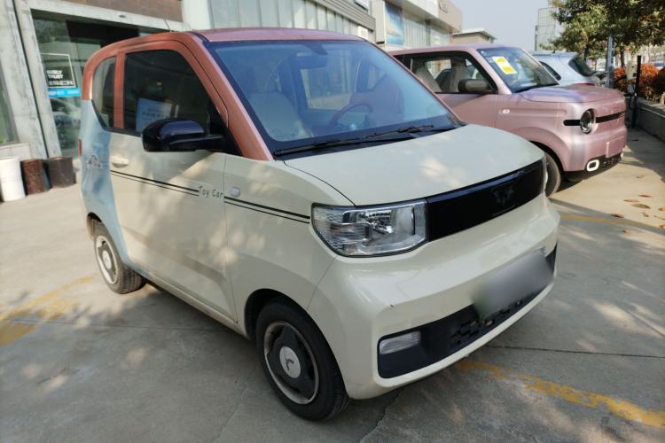 Used Wuling Hongguang MINIEV 2022 Enjoy Edition Lithium Iron Phosphate Front Right 45 Deg
