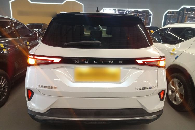 Used Wuling Asta 2022 2.0L DHT Electric-Speed Version