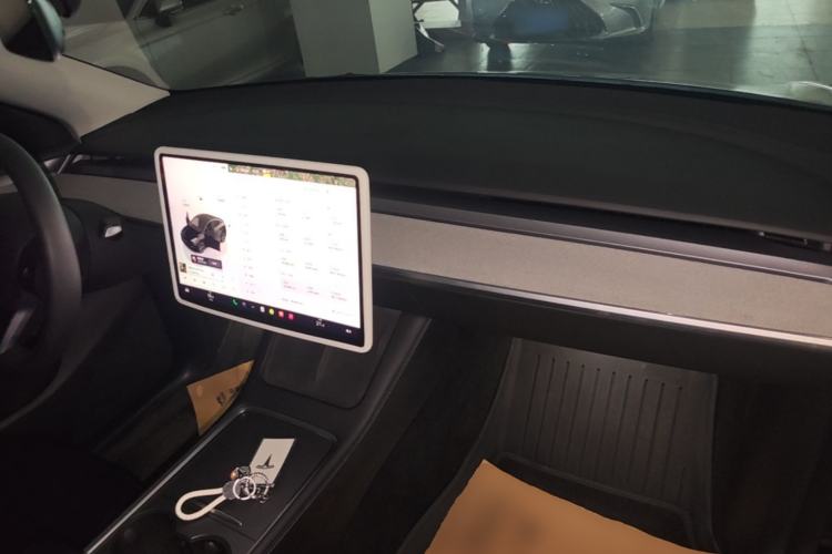 Used Tesla Model Y 2023 Rear-Wheel-Drive Version