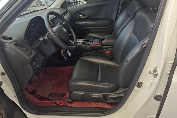 Used Honda Vezel 2020 1.5L CVT Elite Edition Left Front Seat