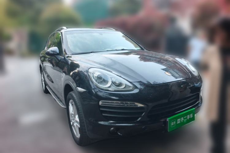Used Porsche Cayenne 2011 Cayenne S Hybrid 3.0T Front Right 45 Deg