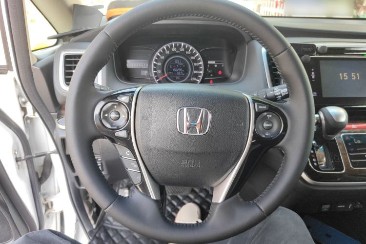 Used Honda Odyssey 2015 Updated Version 2.4L Smart Edition