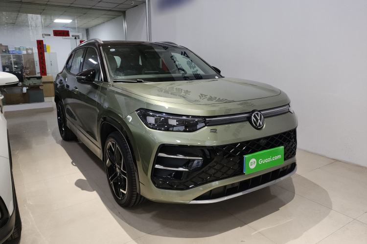 Used Volkswagen Tayron 2025 Tiguan L 380TSI 4Motion Luxury
